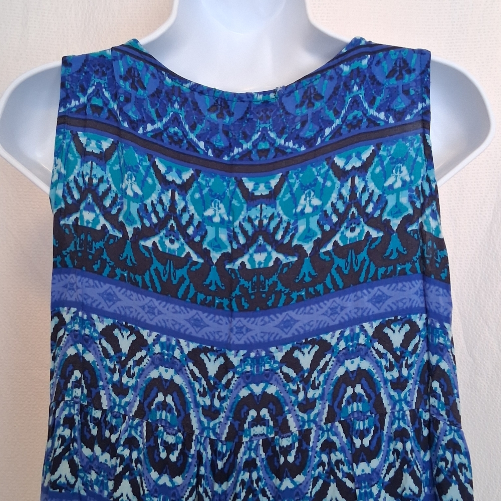 Elegant Notations Blue and Black Crochet Patterned Flow Maxi Dress - Picture 3 of 10
